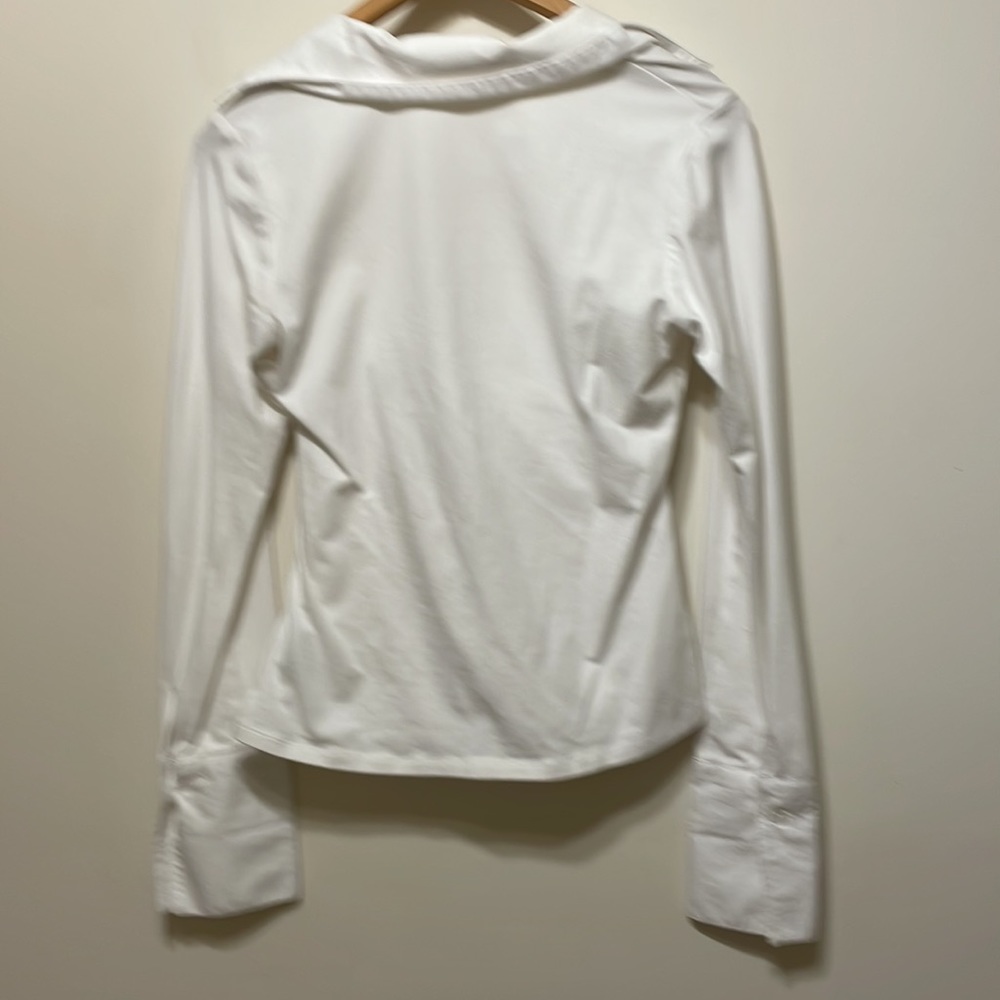 LS vneck pullover - Picture 8 of 9
